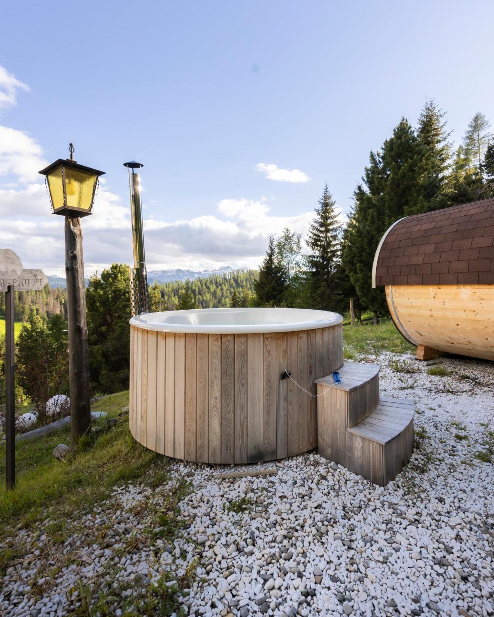 Alpine Hotel Gran Foda' San Vigilio Di Marebbe Esterno foto