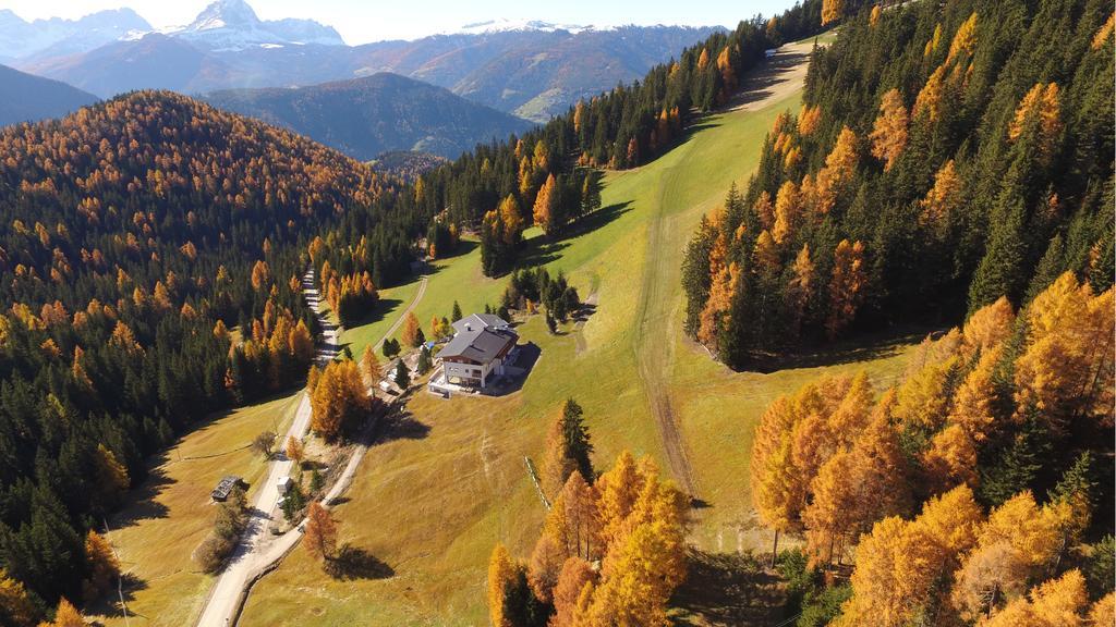 Alpine Hotel Gran Foda' San Vigilio Di Marebbe Esterno foto